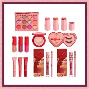 KYLIE JENNER Valentine’s Day full makeup set